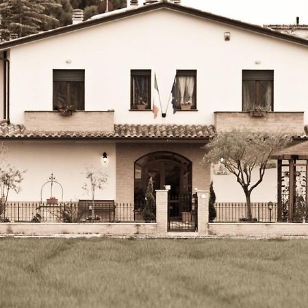 P&P Assisi Camere Bastia Umbra Dış mekan fotoğraf